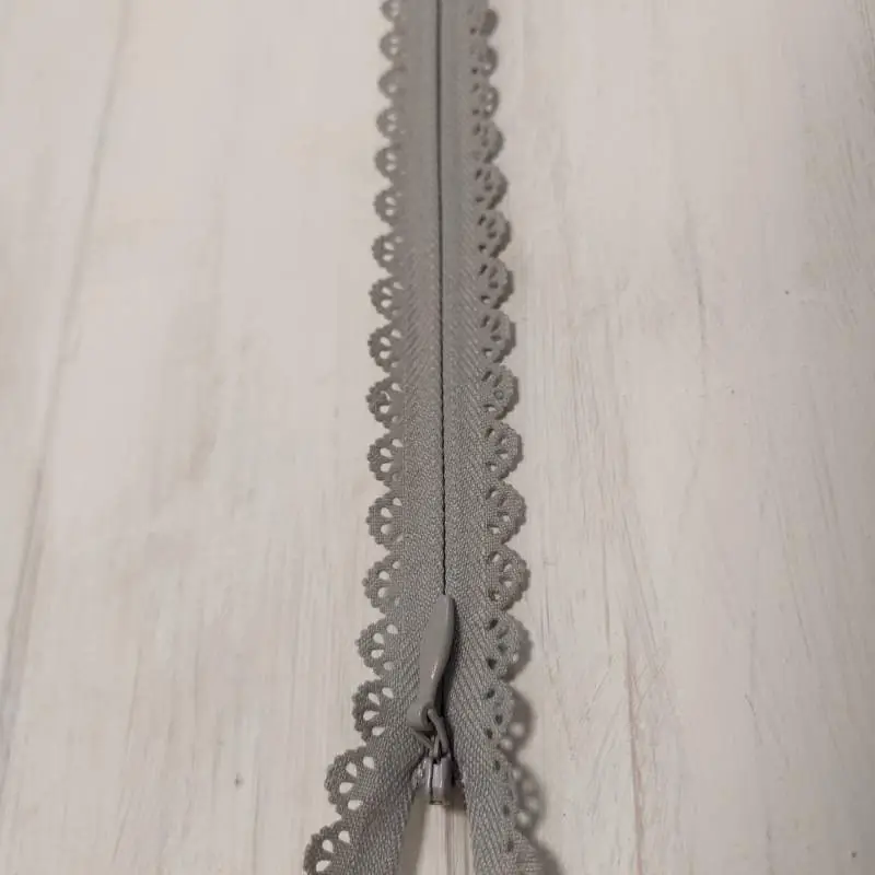 Cerniera Zip Invisibile con Pizzo da 40cm - Grigio - Qualità superiore
