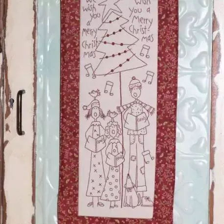 The BirdHouse, The Carolers- Christmas Pre-printed Stitchery | Qualità garantita