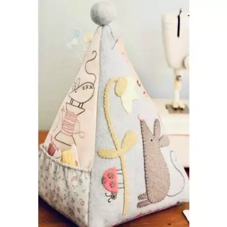 Mouse Pincushion - Cartamodello Punta Spilli di Natalie Bird, The BirdHouse | Grande successo