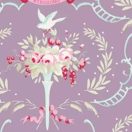 Tilda 110 Old Rose Birdsong, Tessuto Fiori e Uccelli su Lilla Malva | Diretto dalla fabbrica