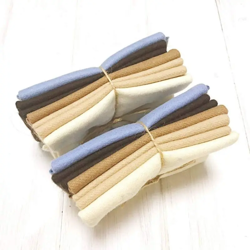 Offerta limitata - Pacchettino di Panno di Lana in nuance Panna, Beige, Marrone e Azzurro, 5 da circa 25 x 27 cm