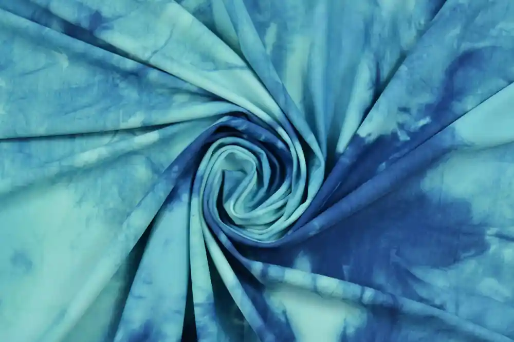 Molto richiesto | Scampolo 300x148cm di Lycra fantasia astratta blu e celeste