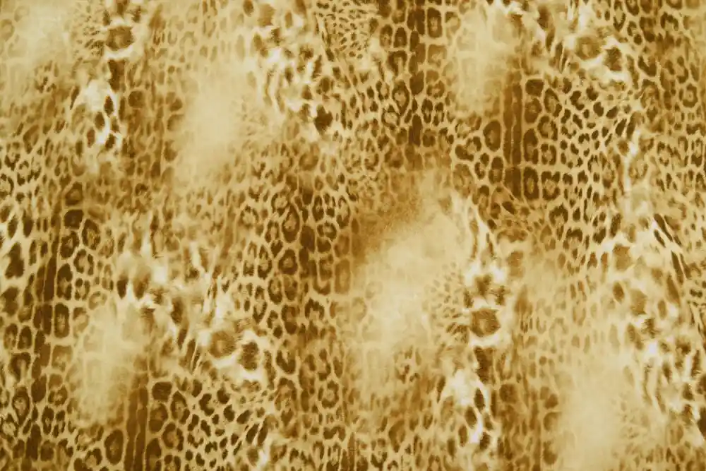 Ordinabile online - Scampolo 300x152cm di Tessuto impermeabile leopardato marrone chiaro