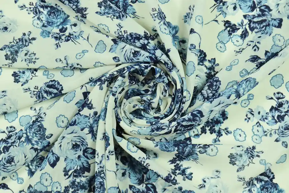 Scampolo 300x150cm di Georgette bianca a fiori blu - Disponibile subito