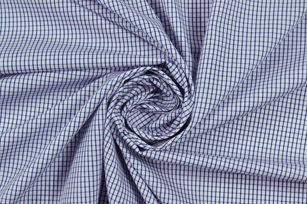 Promozione | Scampolo 300x150cm di Popeline puro cotone camiceria bianco a quadri blu 2