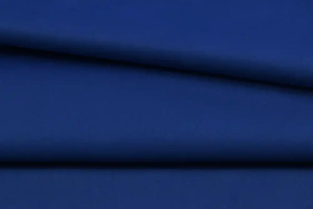 Solo questa settimana - Scampolo 300x140cm di Scamosciato pesante spessore 2mm antimacchia BLU ROYAL
