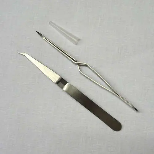Pinzette con forza opposta – Punta ad angolo – Acciaio inox – 12,5 cm (Made in Italy) | Super prezzo