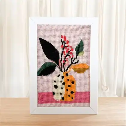 Imperdibile | Vase aux pois rouges