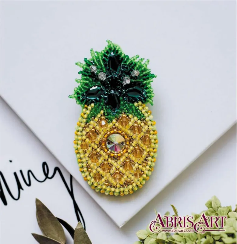 Novità - “Ananas esotico”. Kit-SPILLA ricamo a perline
